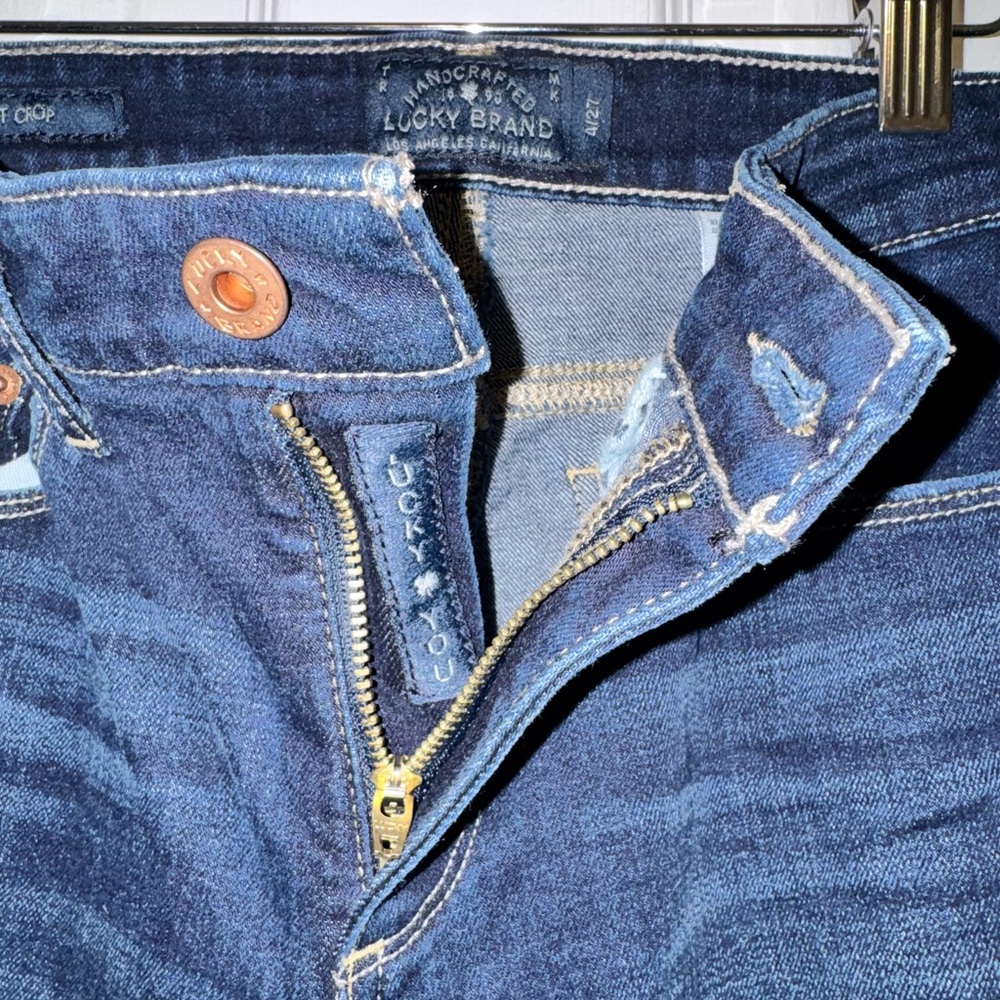 Lucky Brand Indigo Cropped Jeans - Picture 8 of 8